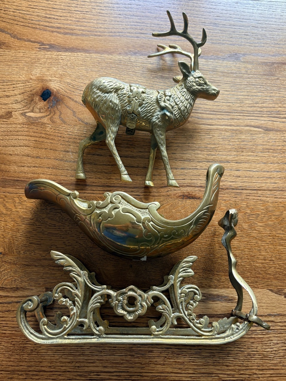 Vintage Brass deer and 2-piece sleigh- ~5.6 pounds ~19 inches long! Christmas! - Picture 9 of 15